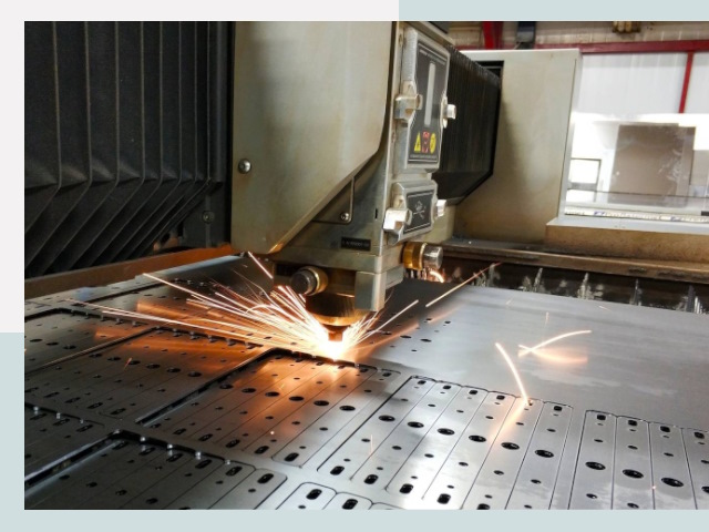 Лазерная резка металла в Новодвинске от 614 руб.